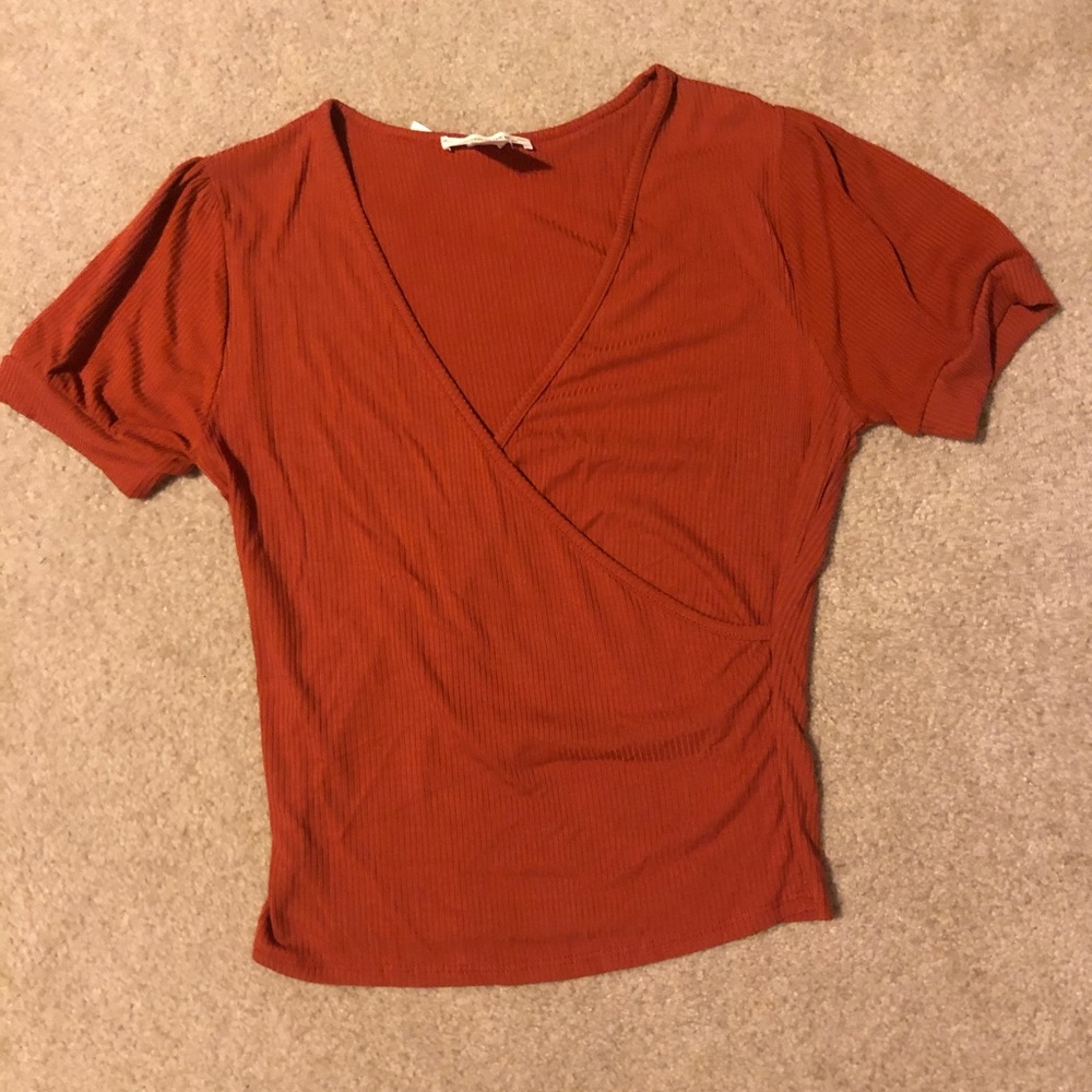 Caution To The Wind Top NWOT